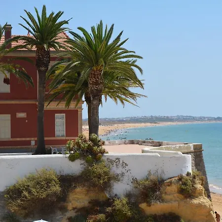 Beach Front S. Lourenco * Armacao de Pera